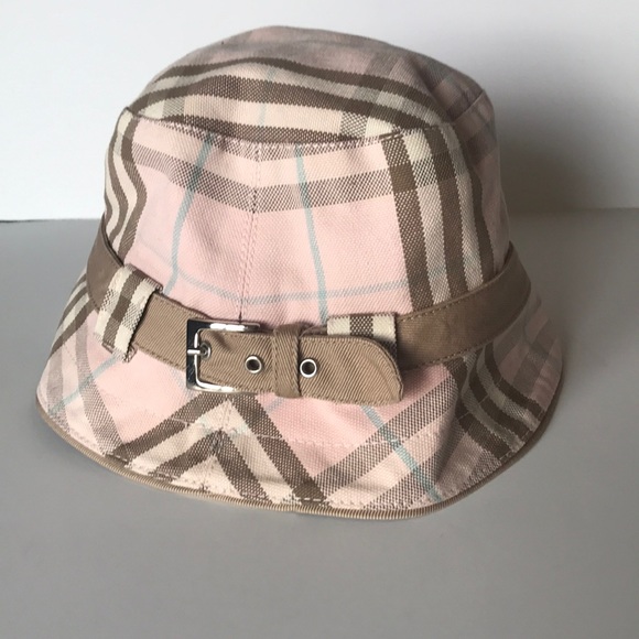 pink burberry bucket hat